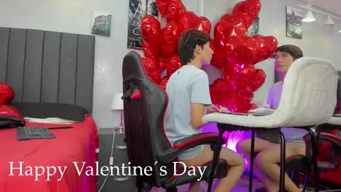 Raphael Nyon online show from 02/15/26, 03:58