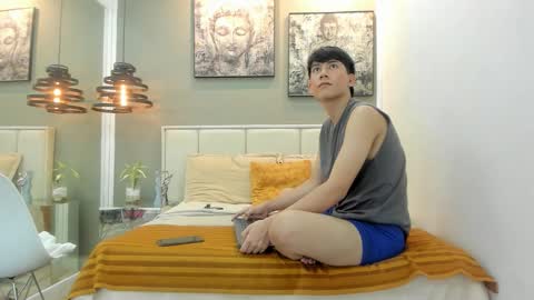 Raphael Nyon online show from 03/07/26, 04:42