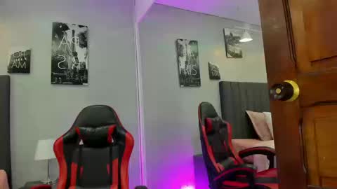 Raphael Nyon online show from 03/20/26, 03:55