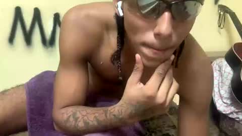 Snapshot of raphina474 chatting on 09/23/25, 02:36 raphina474 online show from 09/23/25, 02:36