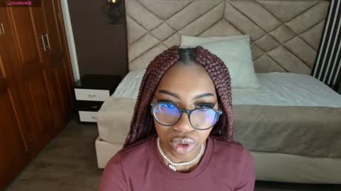 Raquel online show from 01/23/25, 11:37