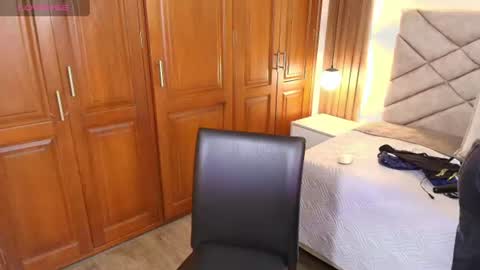 Raquel online show from 06/23/26, 12:03