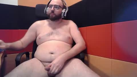 Snapshot of rascalpup chatting on 02/23/25, 10:20 rascalpup online show from 02/23/25, 10:20