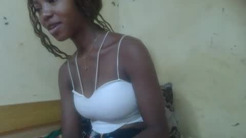 Snapshot of rasoanirinaa chatting on 04/24/26, 10:12 rasoanirinaa online show from 04/24/26, 10:12