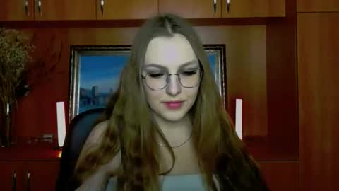 raspberry0101 online show from 12/03/25, 02:26