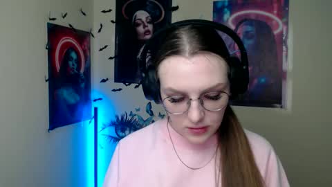 raspberry0101 online show from 12/14/25, 01:16