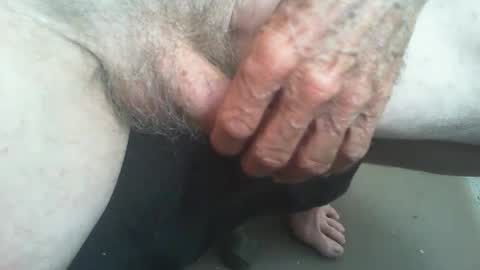 Snapshot of rattcatt chatting on 02/18/25, 10:05 rattcatt online show from 02/18/25, 10:05