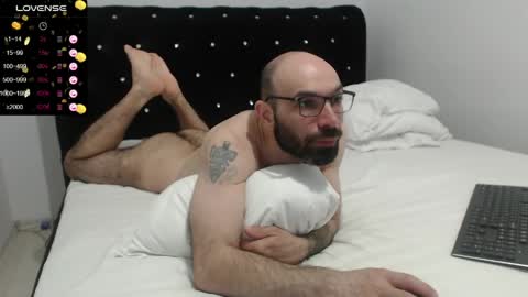 RaulWildBoy27 online show from 05/01/26, 07:51