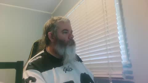Snapshot of rav3nmad chatting on 10/27/25, 07:12 rav3nmad online show from 10/27/25, 07:12