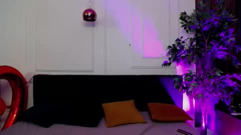 Snapshot of raven_foxxy chatting on 02/28/26, 05:08 Raven Foxxy online show from 02/28/26, 05:08