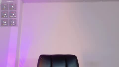 Snapshot of raven_li01 chatting on 03/24/26, 06:40 Isaindepent model online show from 03/24/26, 06:40