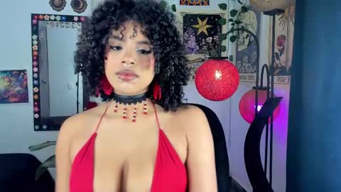 Snapshot of raven_luv chatting on 11/26/25, 11:39 raven online show from 11/26/25, 11:39