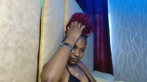 Snapshot of raven_luxe chatting on 05/12/26, 08:33 Raven online show from 05/12/26, 08:33