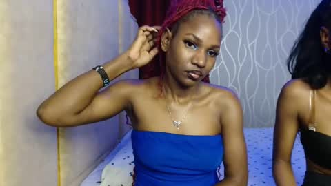 Snapshot of raven_luxe chatting on 05/31/26, 07:04 Raven online show from 05/31/26, 07:04