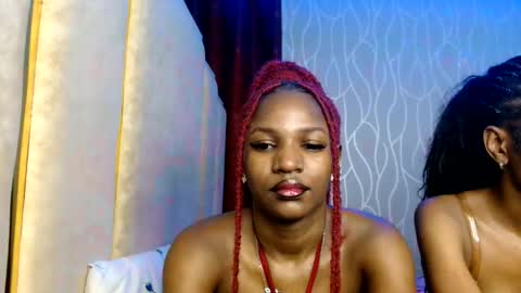 Snapshot of raven_luxe chatting on 06/08/26, 07:25 Raven online show from 06/08/26, 07:25