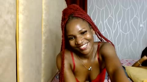 Snapshot of raven_luxe chatting on 06/11/26, 02:53 Raven online show from 06/11/26, 02:53