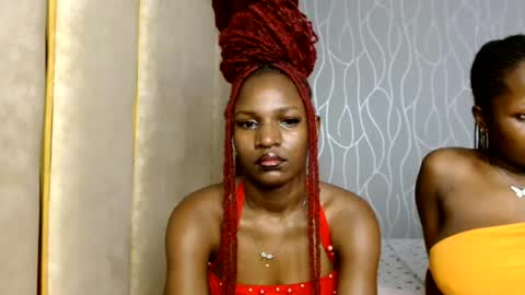 Snapshot of raven_luxe chatting on 06/14/26, 02:24 Raven online show from 06/14/26, 02:24