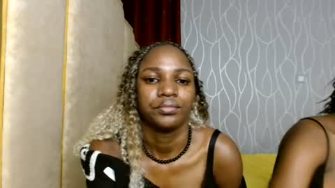 Snapshot of raven_luxe chatting on 07/03/26, 03:35 Raven online show from 07/03/26, 03:35