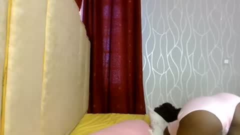 Snapshot of raven_luxe chatting on 07/30/26, 10:47 Raven online show from 07/30/26, 10:47
