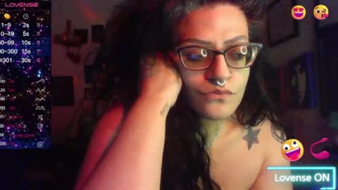 Snapshot of ravenandsin chatting on 04/02/26, 11:02 Raven online show from 04/02/26, 11:02