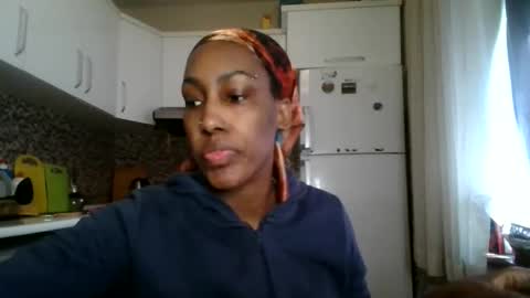 ravenbby online show from 04/25/26, 10:51