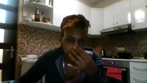 ravenbby online show from 04/28/26, 08:03