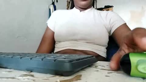 ravenbby online show from 06/15/26, 04:31