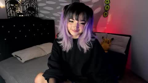 ravencollen online show from 10/23/25, 12:59