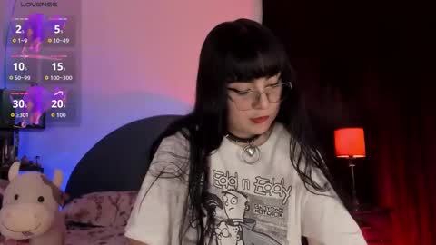 Snapshot of ravendark_666 chatting on 02/14/26, 02:08 Raven online show from 02/14/26, 02:08