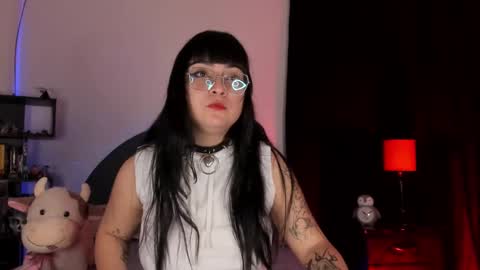 Snapshot of ravendark_666 chatting on 02/23/26, 03:15 Raven online show from 02/23/26, 03:15