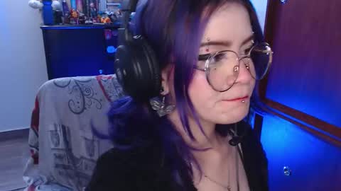 raventh_ online show from 10/21/25, 02:40