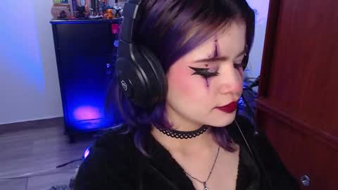 raventh_ online show from 10/31/25, 11:44