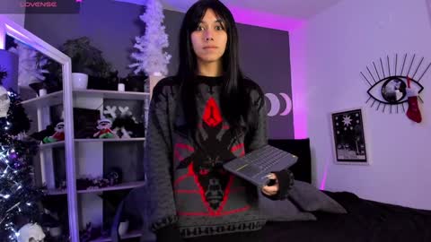 Raven Witch online show from 12/28/24, 12:57