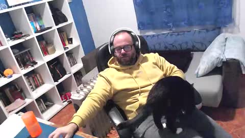 ravingr3d3 online show from 11/30/25, 10:03