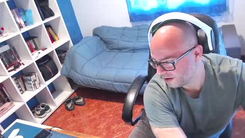 ravingr3d3 online show from 04/27/26, 10:02