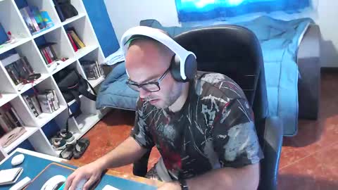 ravingr3d3 online show from 04/30/26, 08:31