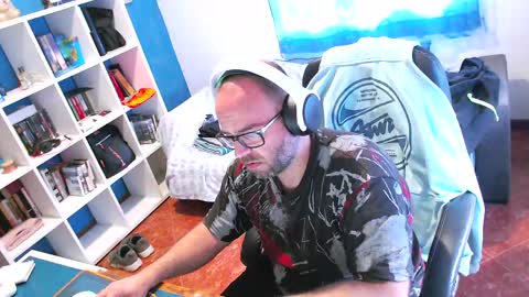 Snapshot of ravingr3d3 chatting on 05/11/26, 02:45 ravingr3d3 online show from 05/11/26, 02:45