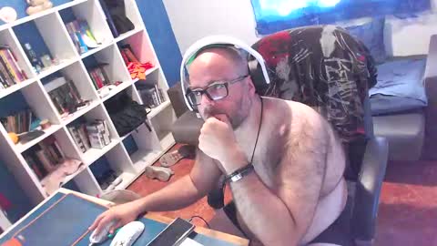 Snapshot of ravingr3d3 chatting on 05/29/26, 10:57 ravingr3d3 online show from 05/29/26, 10:57