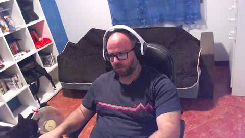 Snapshot of ravingr3d3 chatting on 06/09/26, 09:59 ravingr3d3 online show from 06/09/26, 09:59