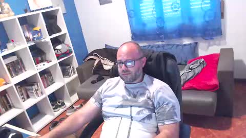 ravingr3d3 online show from 06/25/26, 03:05