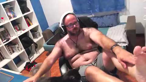 ravingr3d3 online show from 07/12/26, 09:50