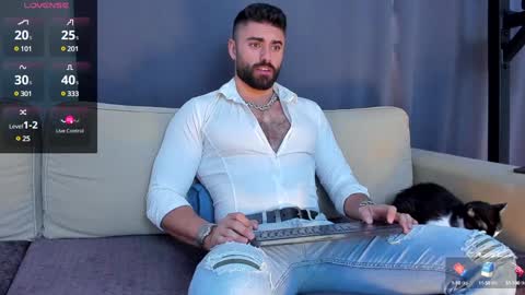 Snapshot of rawadam chatting on 12/21/24, 09:33 Adam online show from 12/21/24, 09:33