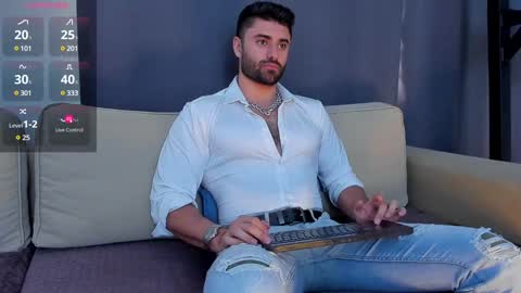 Snapshot of rawadam chatting on 01/11/25, 08:54 Adam online show from 01/11/25, 08:54