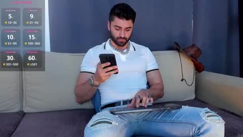 Snapshot of rawadam chatting on 01/16/25, 09:48 Adam online show from 01/16/25, 09:48