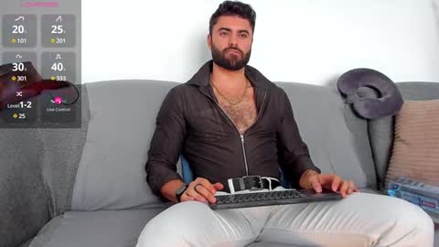 Snapshot of rawadam chatting on 01/25/25, 10:08 Adam online show from 01/25/25, 10:08