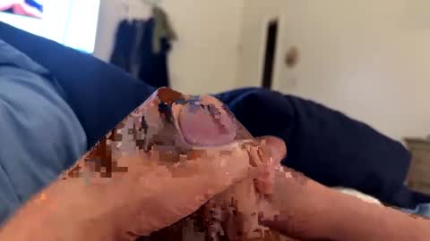 Snapshot of rawfilledspilled chatting on 03/14/26, 07:47 rawfilledspilled online show from 03/14/26, 07:47