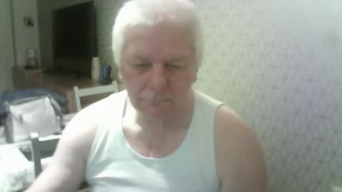 Snapshot of ray47 chatting on 02/20/26, 10:54 ray47 online show from 02/20/26, 10:54