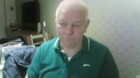 Snapshot of ray47 chatting on 03/12/26, 11:44 ray47 online show from 03/12/26, 11:44