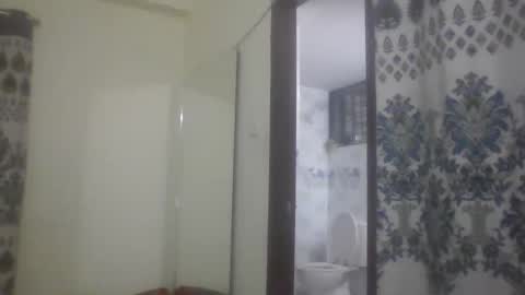 Snapshot of ray936174 chatting on 03/15/26, 05:08 ray936174 online show from 03/15/26, 05:08