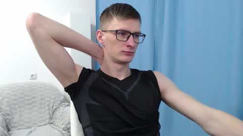 Snapshot of ray_booy chatting on 11/18/25, 05:17 Ray Booy online show from 11/18/25, 05:17